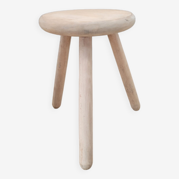 Light wood tripod stool ter