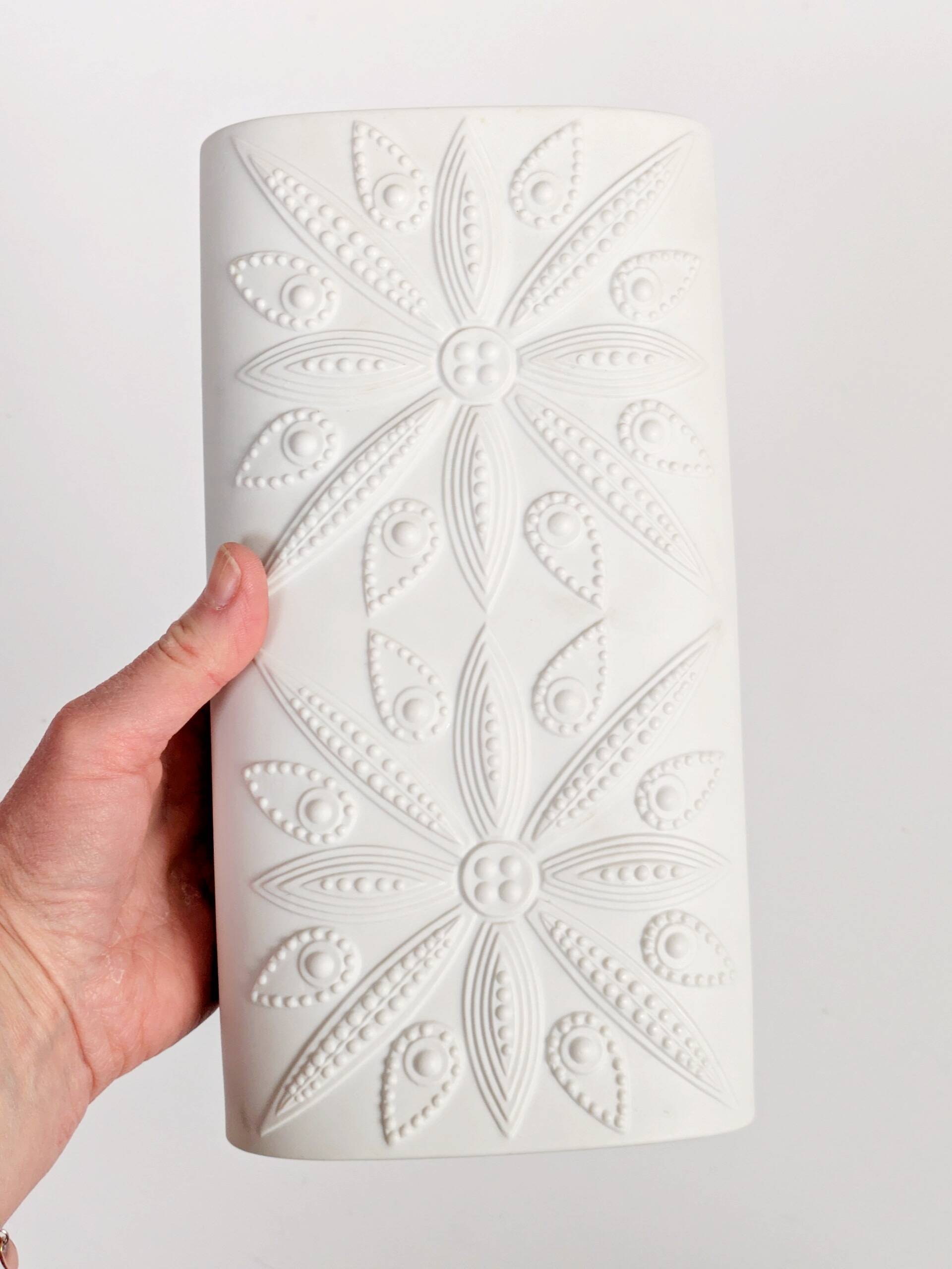 Biscuit porcelain vase, Nanny Still for Heinrich, 1970s