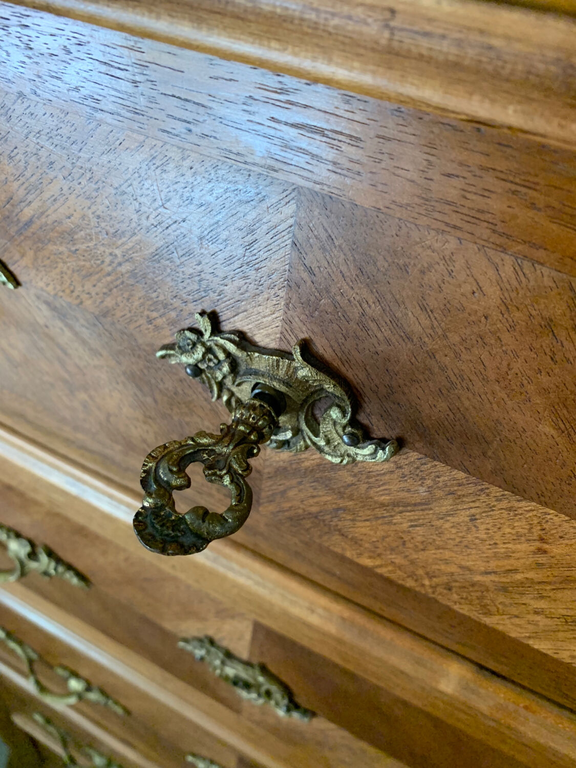 Mid century Louis XV style ragpicker