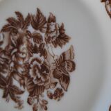 6 assiettes à dessert en opaline