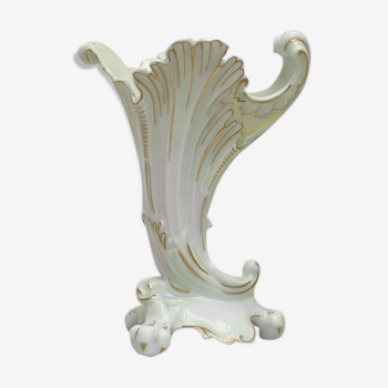 Vase cornet porcelaine de Limoges