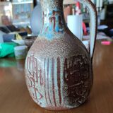 Vase pichet en céramique d'Accolay