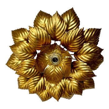 Vintage flower wall lamp in gilded metal