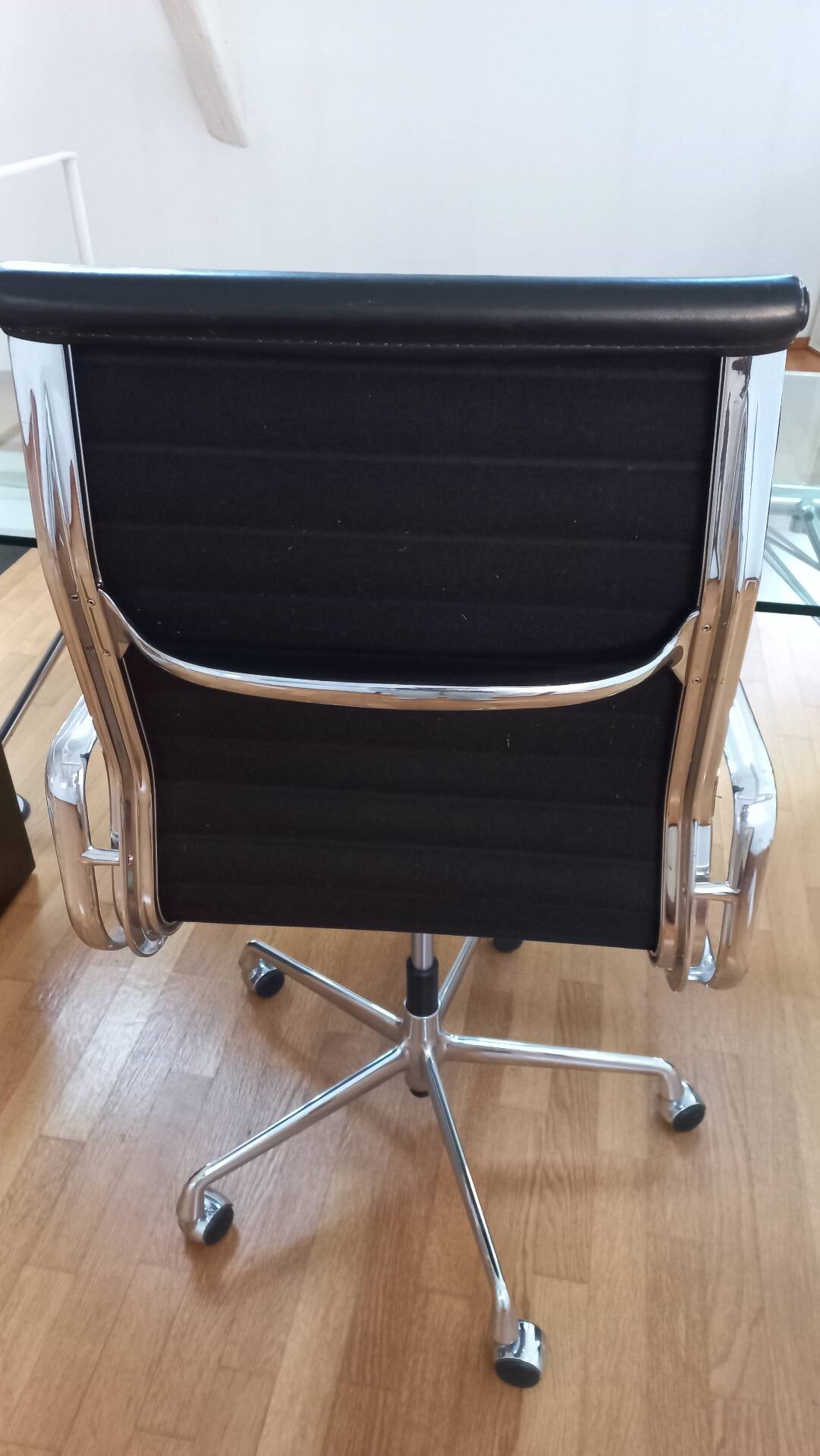 Charles Eames office chair