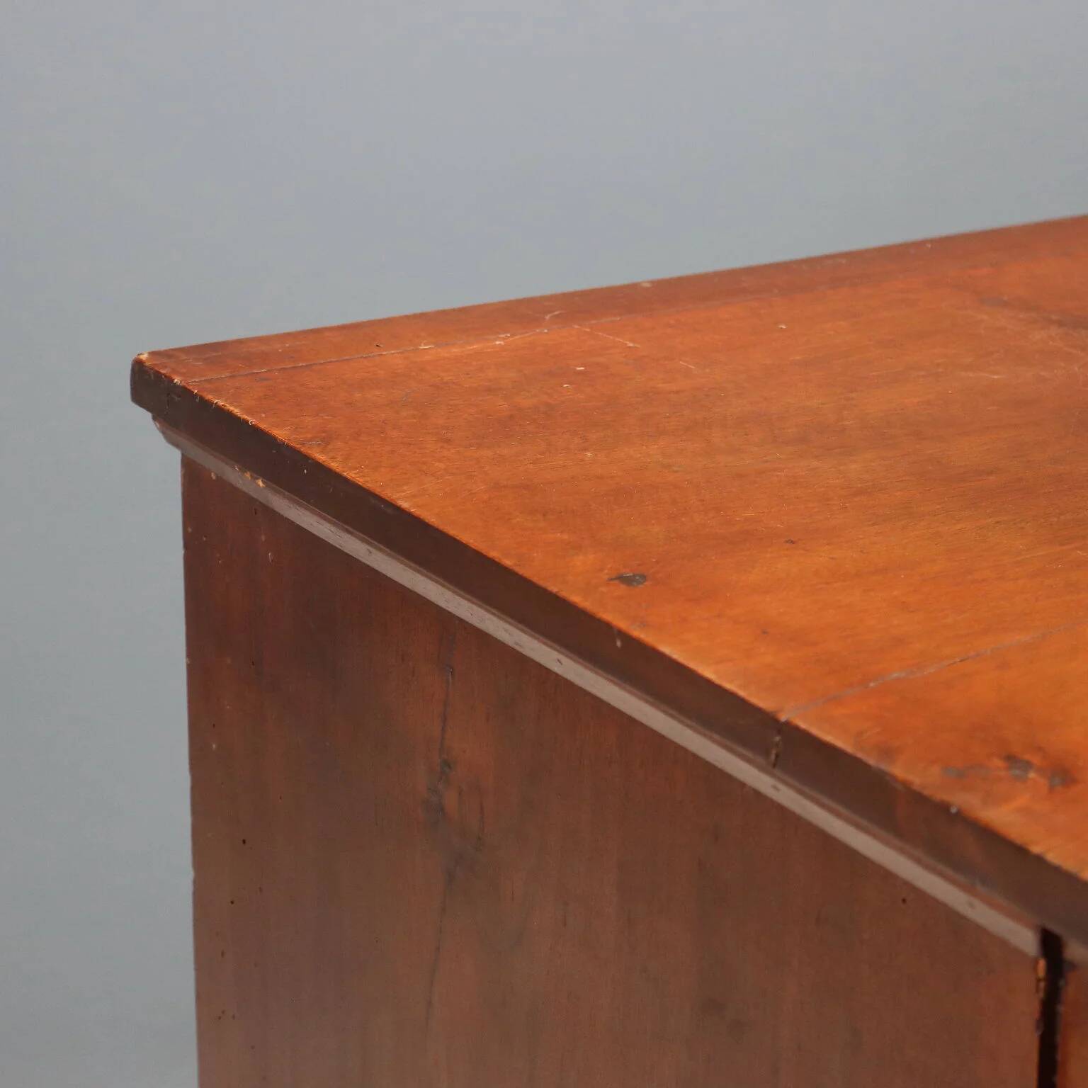 Ancient Empire commode in walnut and bronze, Italy, 19th century.