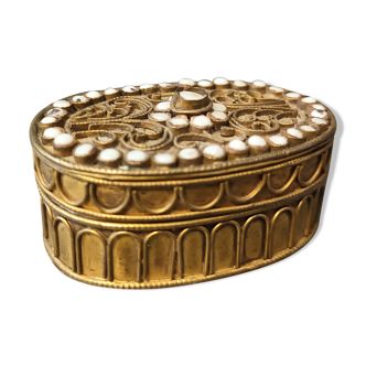Pill box