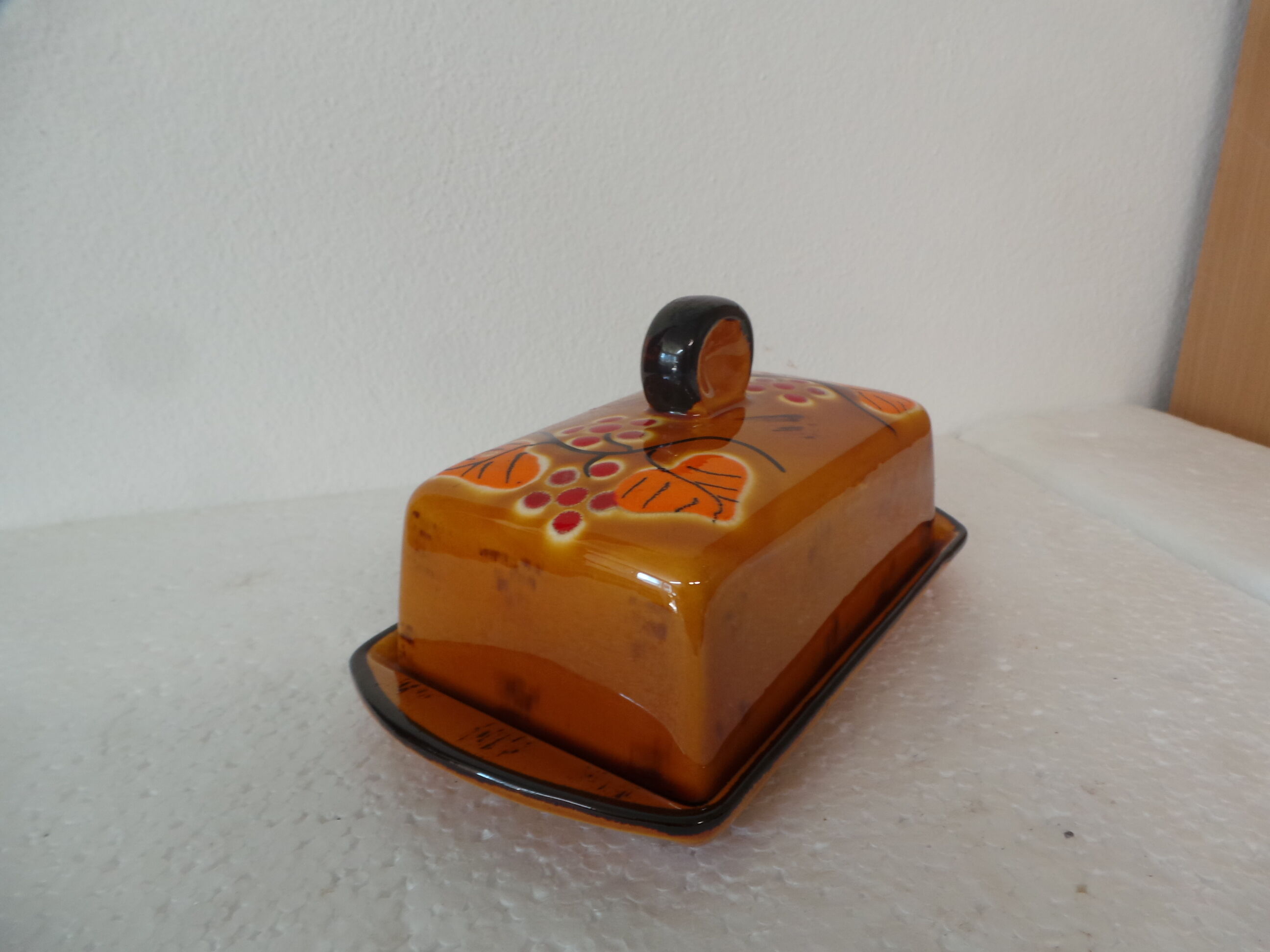 Vintage butter orange