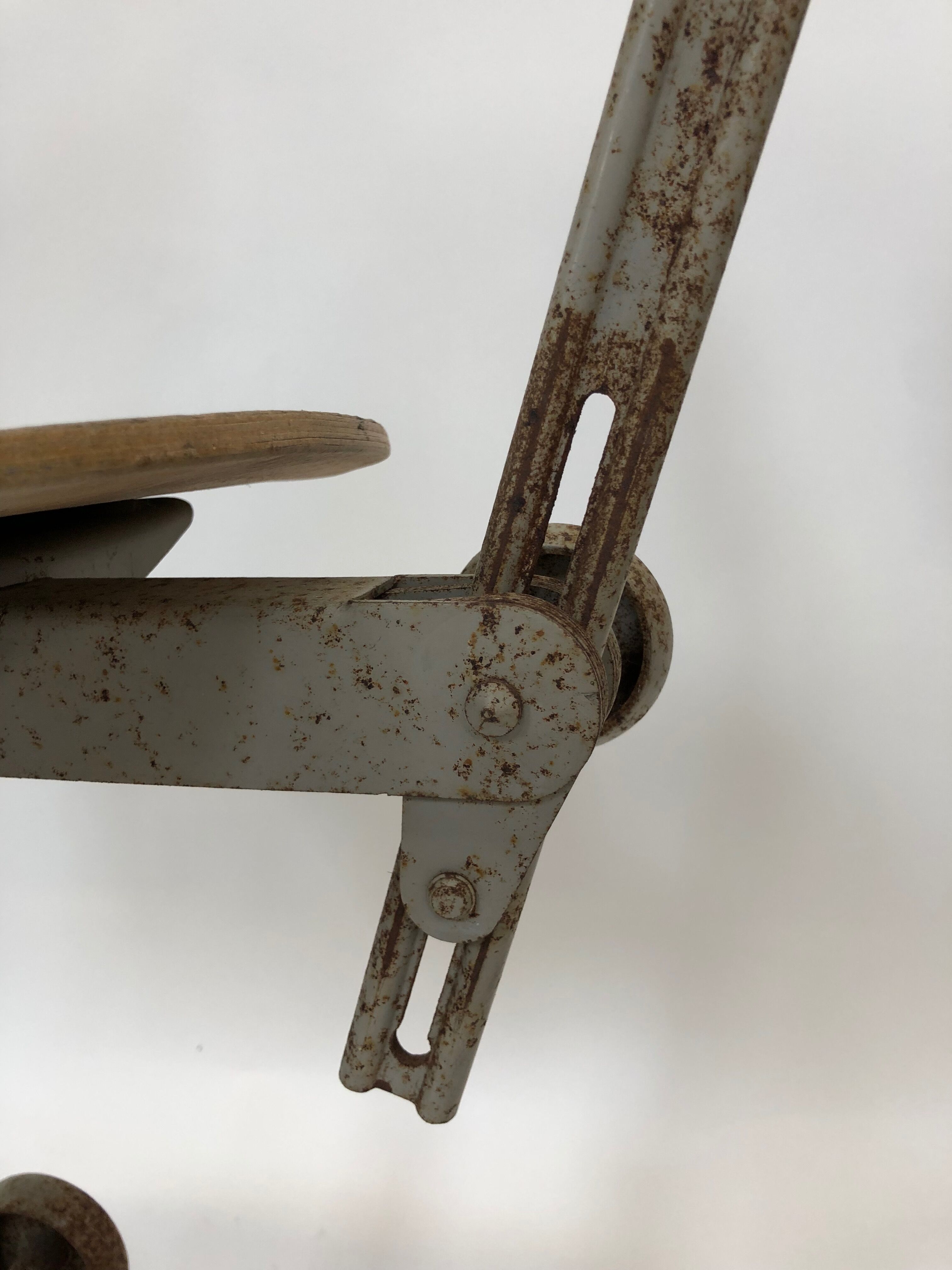 Chaise  conçue par Friso Kramer pour Ahrend De Cirkel Pays-Bas
