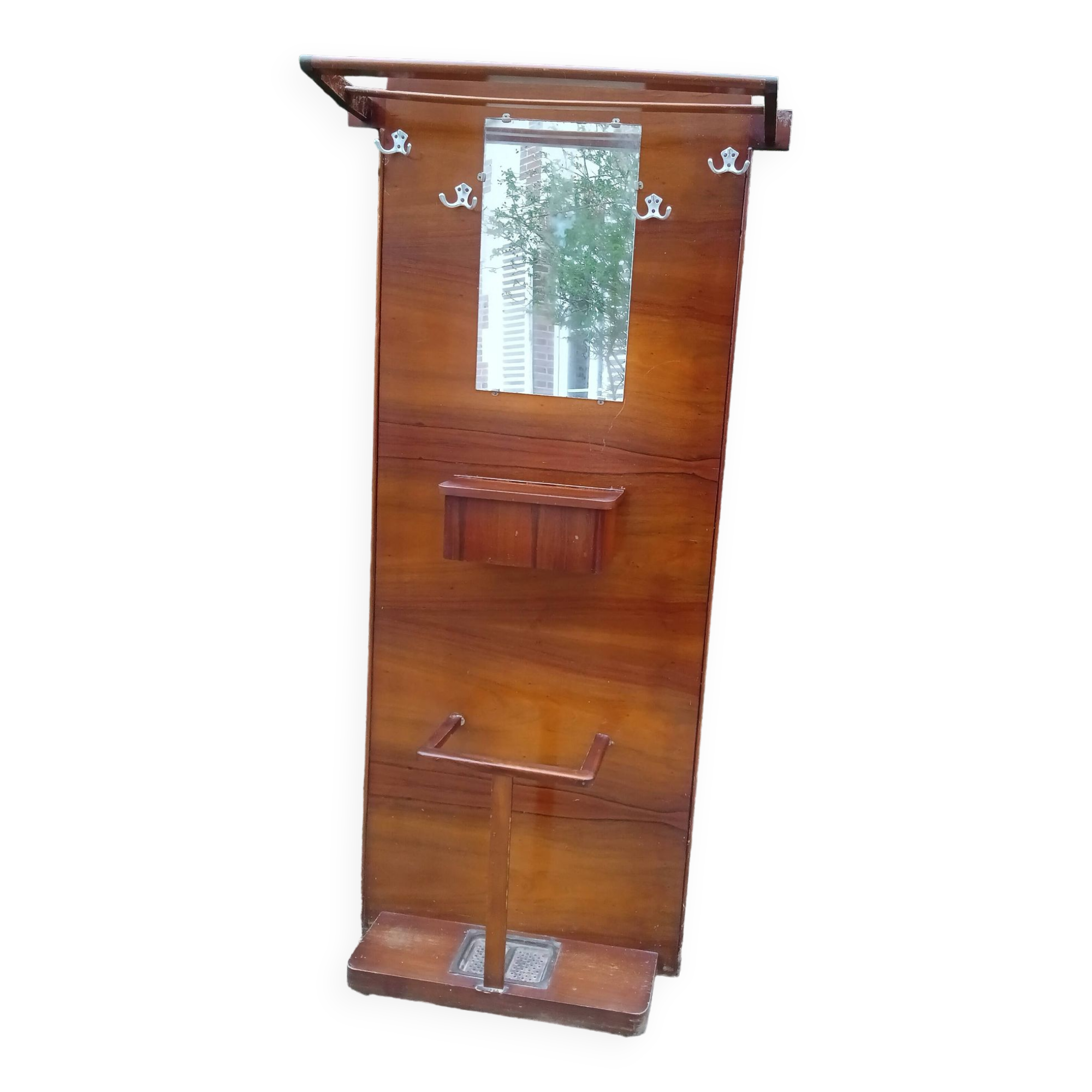 Cloakroom - coat rack