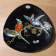 Assiette décorative Longwy Aubade 3522 – oiseaux peinte à la main