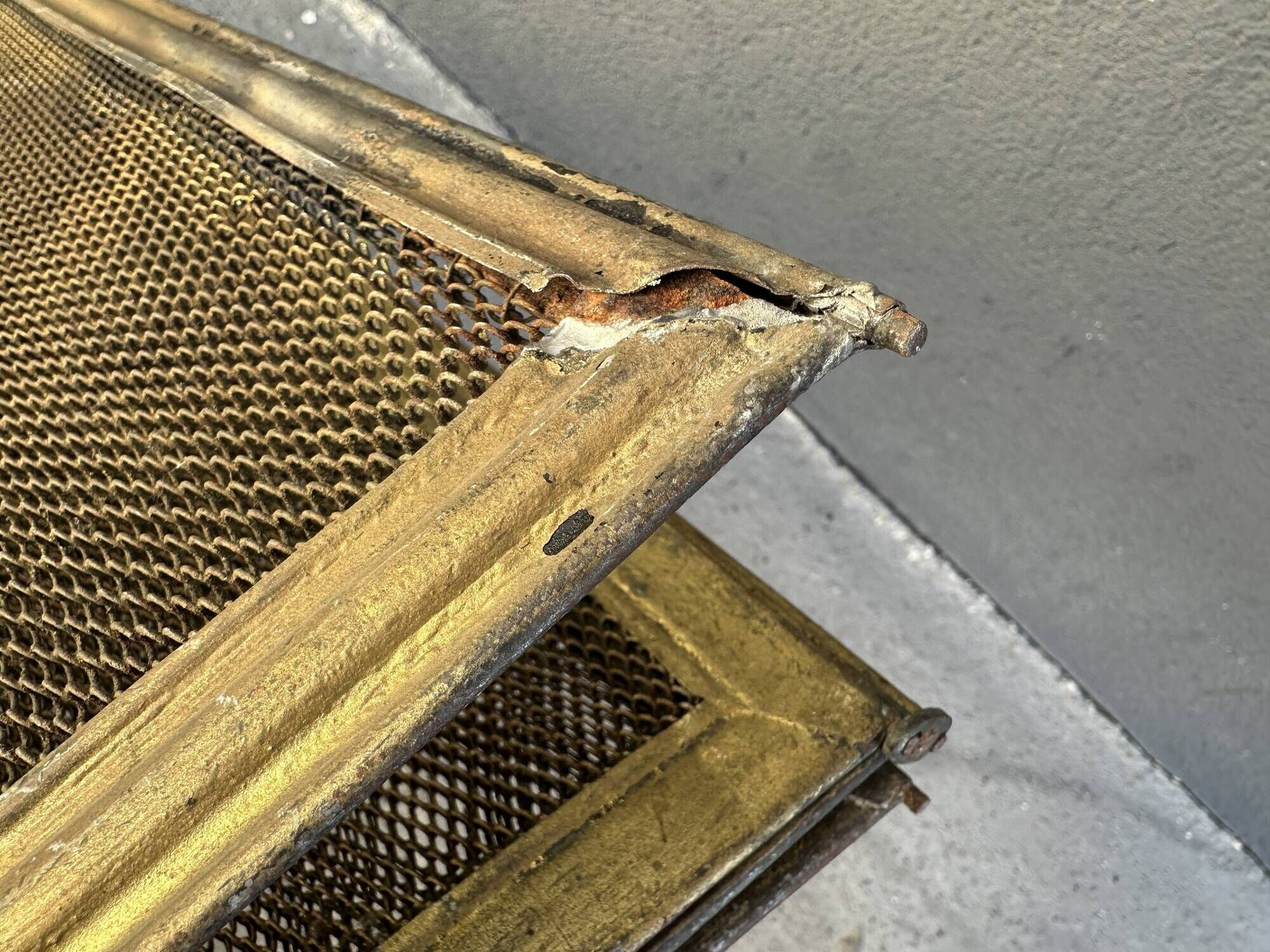 Antique 19th-century fireplace screen, French gilded spark guard.
