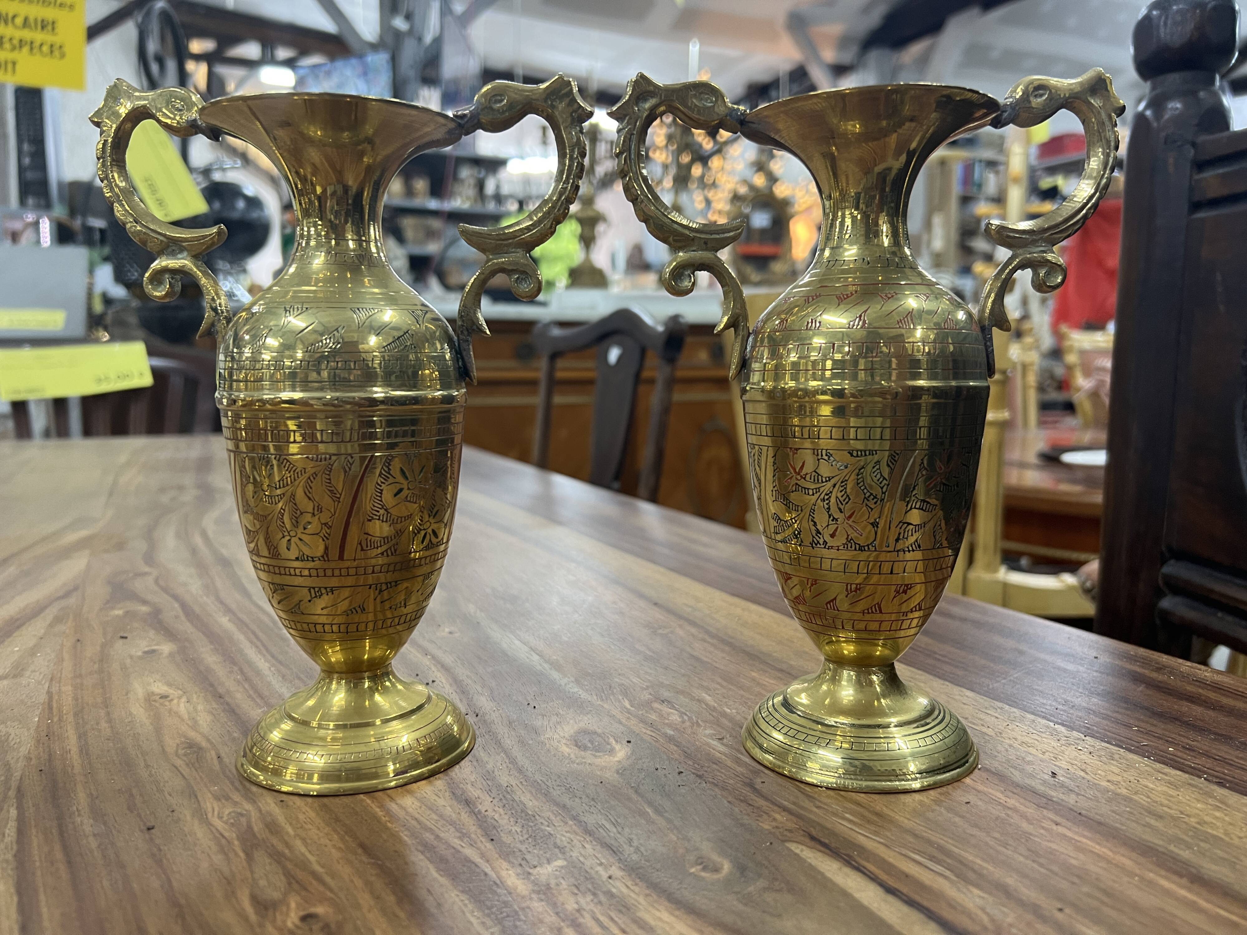 Pair of brass vase Art Deco period