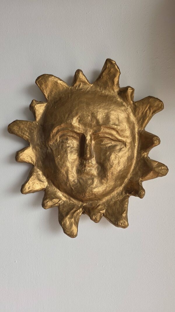 Beau Soleil mural doré – style Line Vautrin / esprit Roi Soleil