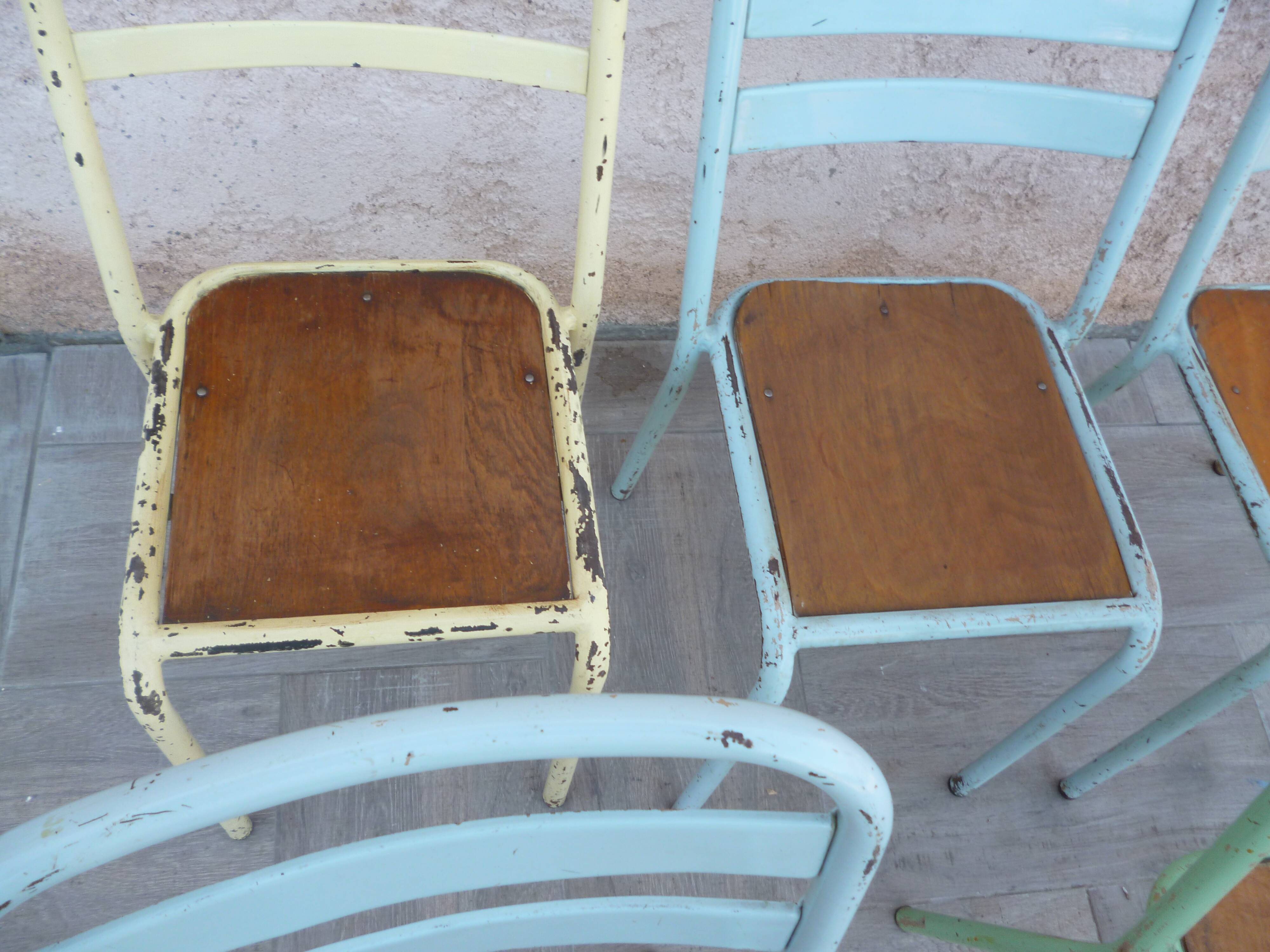 5 vintage chairs