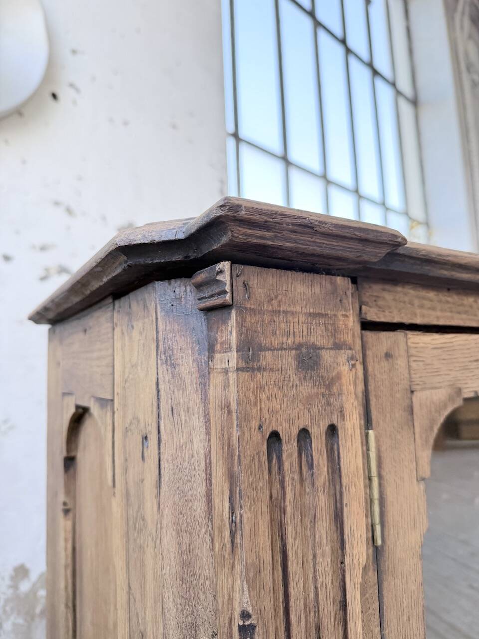 Enfilade display cabinet, solid oak, 1920.
