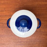 Grand terrine Swedish mid-century pot lid Koka Blue Bla by Hertha Bengtson for Rörstrand, 1950s