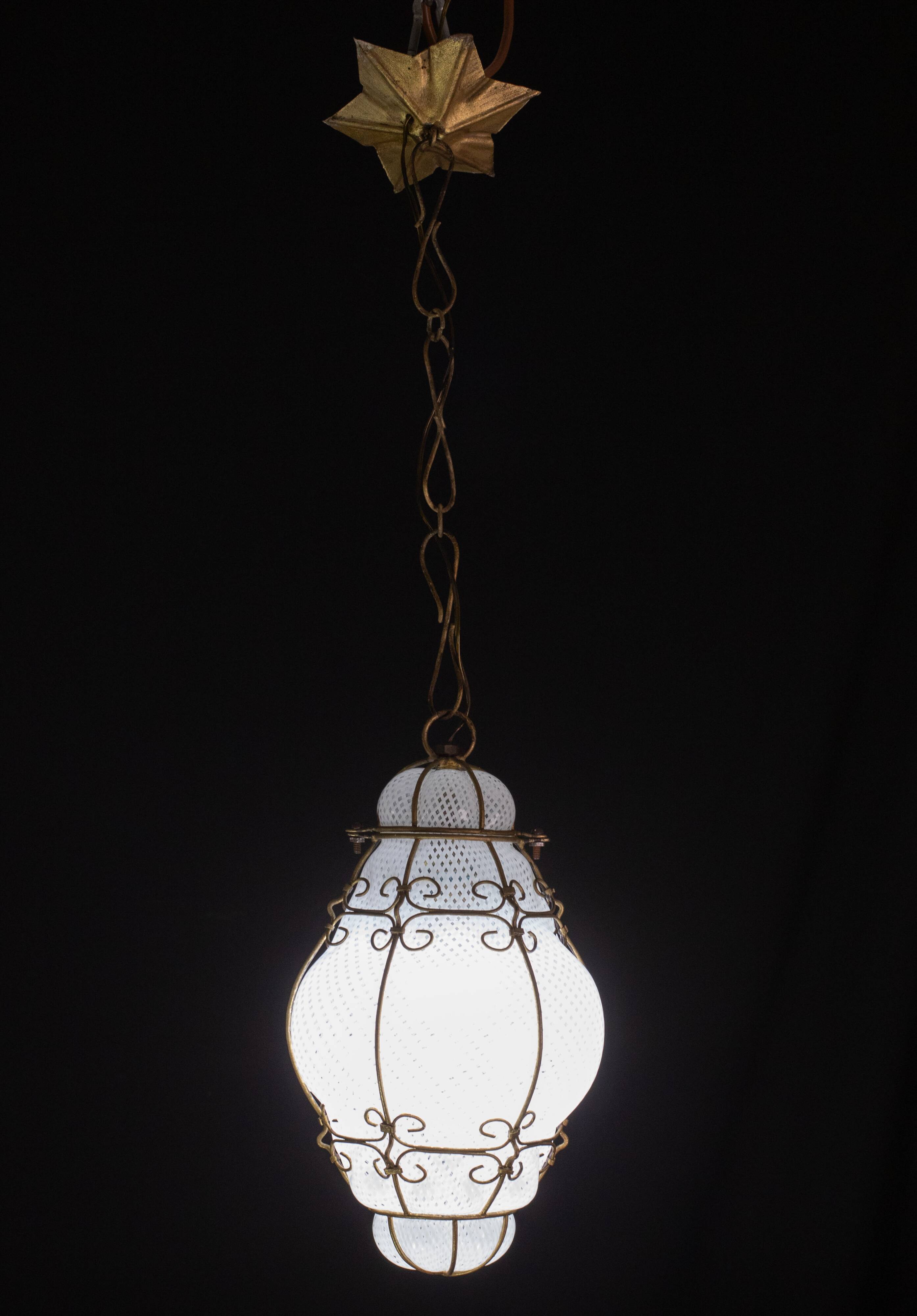 Extraordinary Venetian Lantern in Murano Reticello Glass, 1940s
