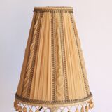 Lampe de table en verre doré opalin, années 1920