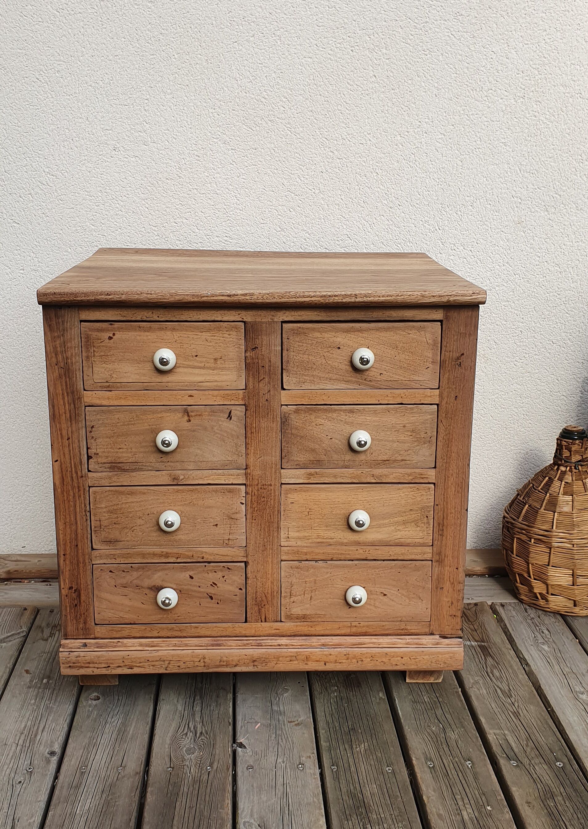 Meuble ancien