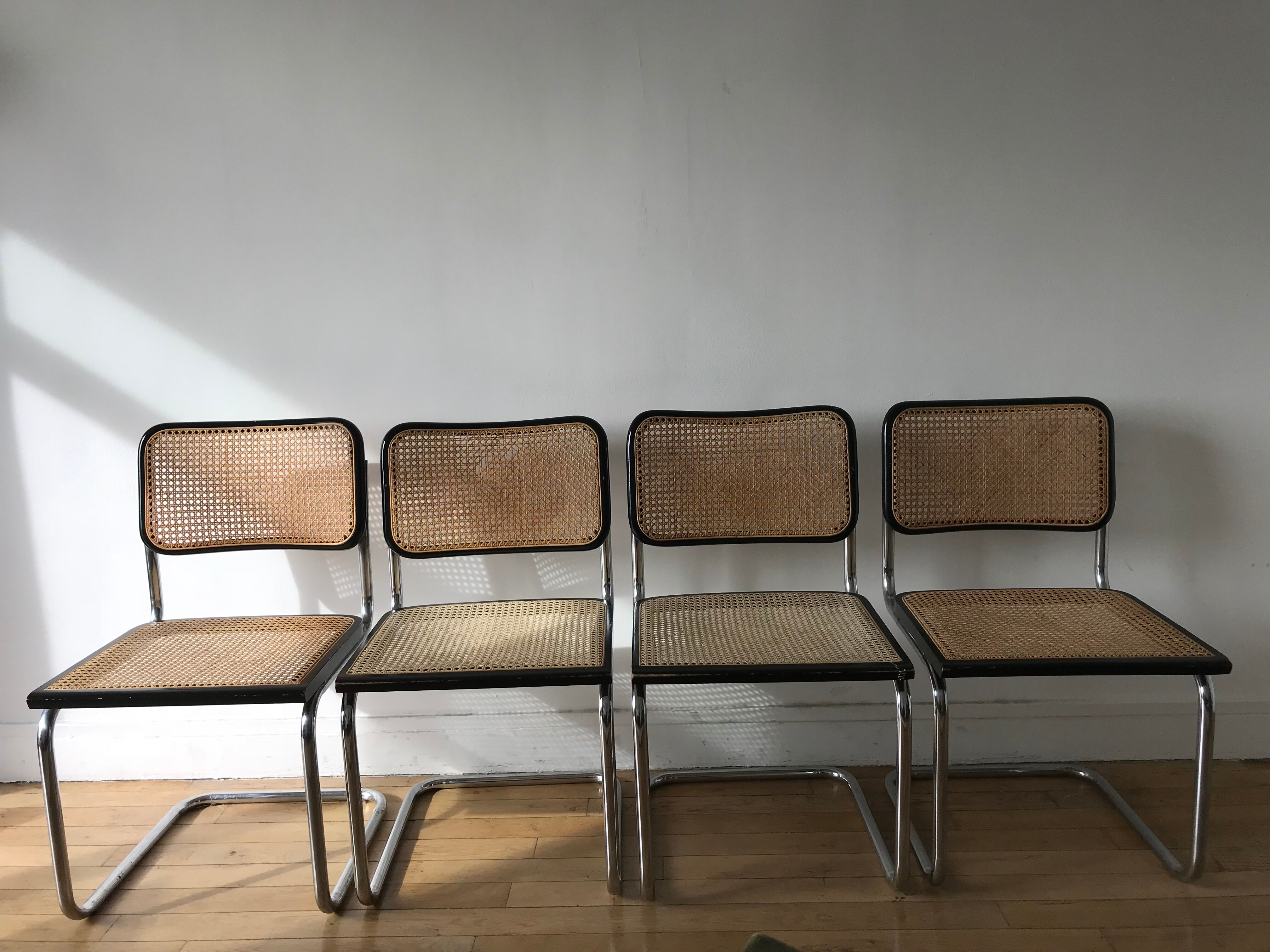Lot de 4 chaises B32 par Marcel Breuer