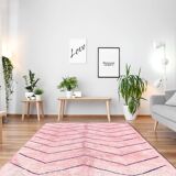 Tapis marocain moderne rose