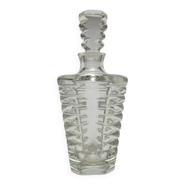 Czechoslovakian Art Deco carafe by I. Pastrankova for Moser, 1950s