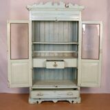Armoire vitrée art déco en teck birman patine turquoise d’origine