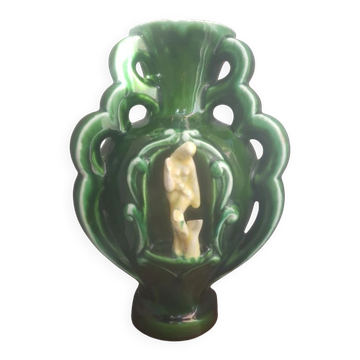 Earthenware vase with 3 caryatids