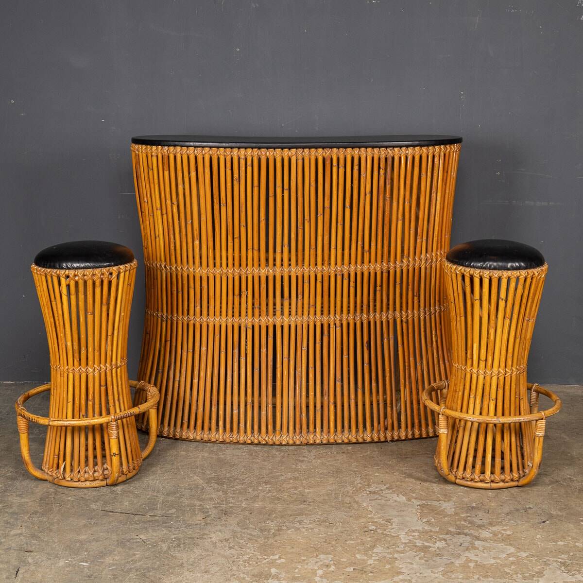 Striking 20thc italian standing bamboo dry bar & stools c.1960