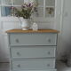 Commode 3 tiroirs vert de gris, plateau bois