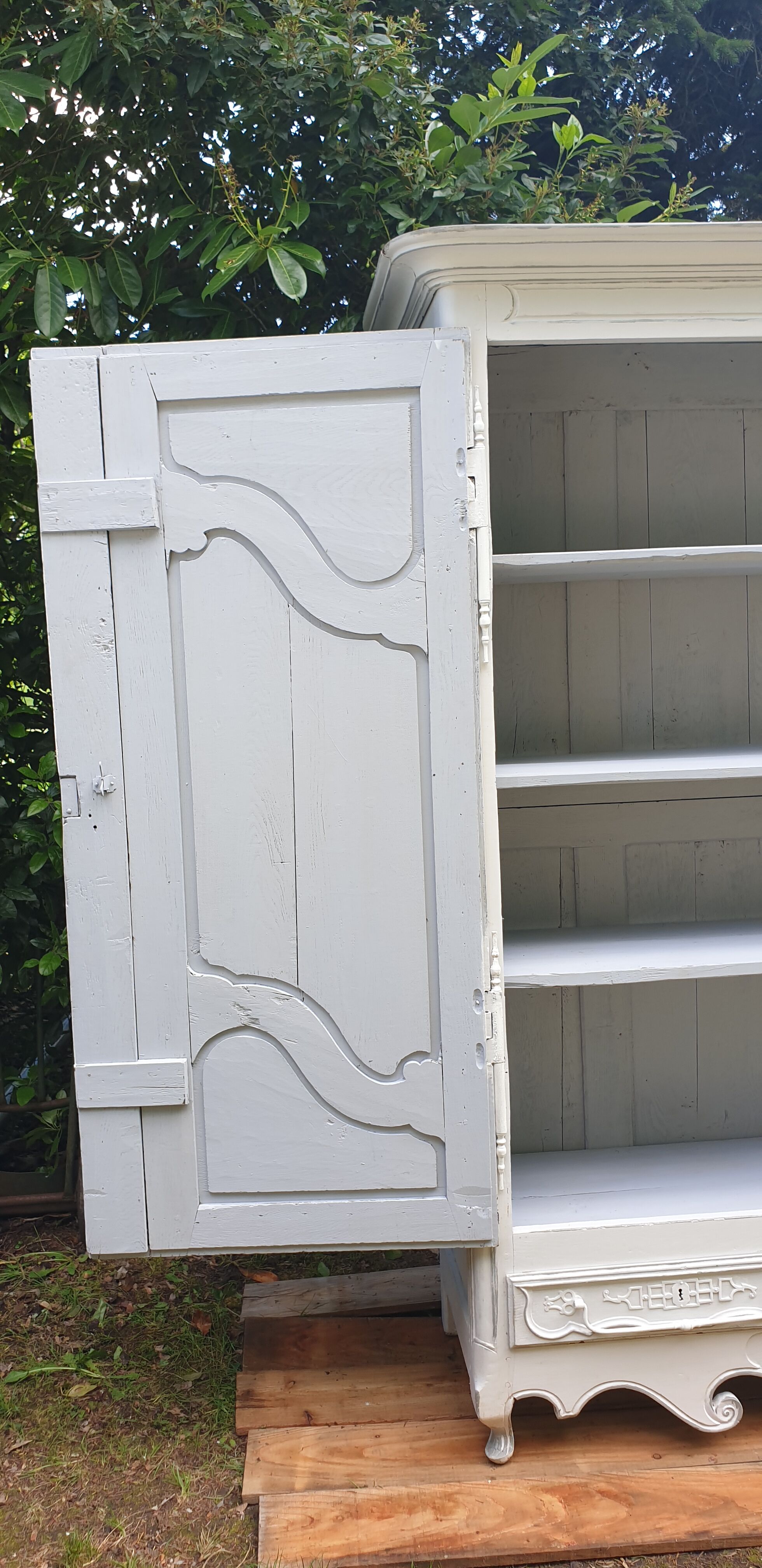 Skated Norman wardrobe