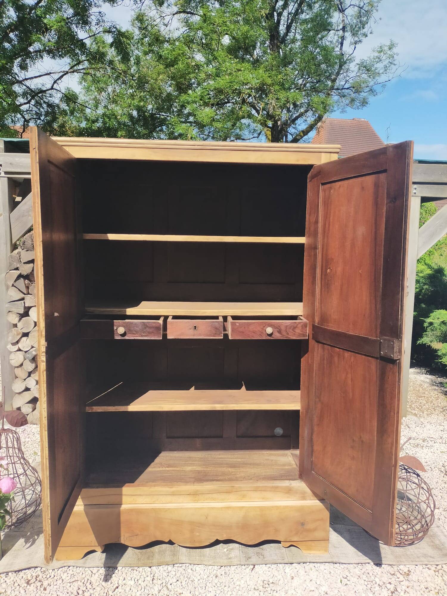 Armoire bois rénovée