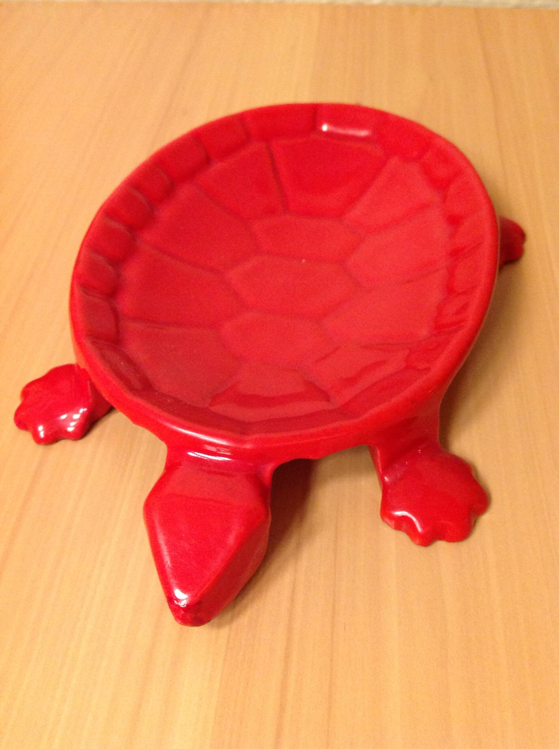 Turtle pocket emptier in enameled red cast iron by Castirone France