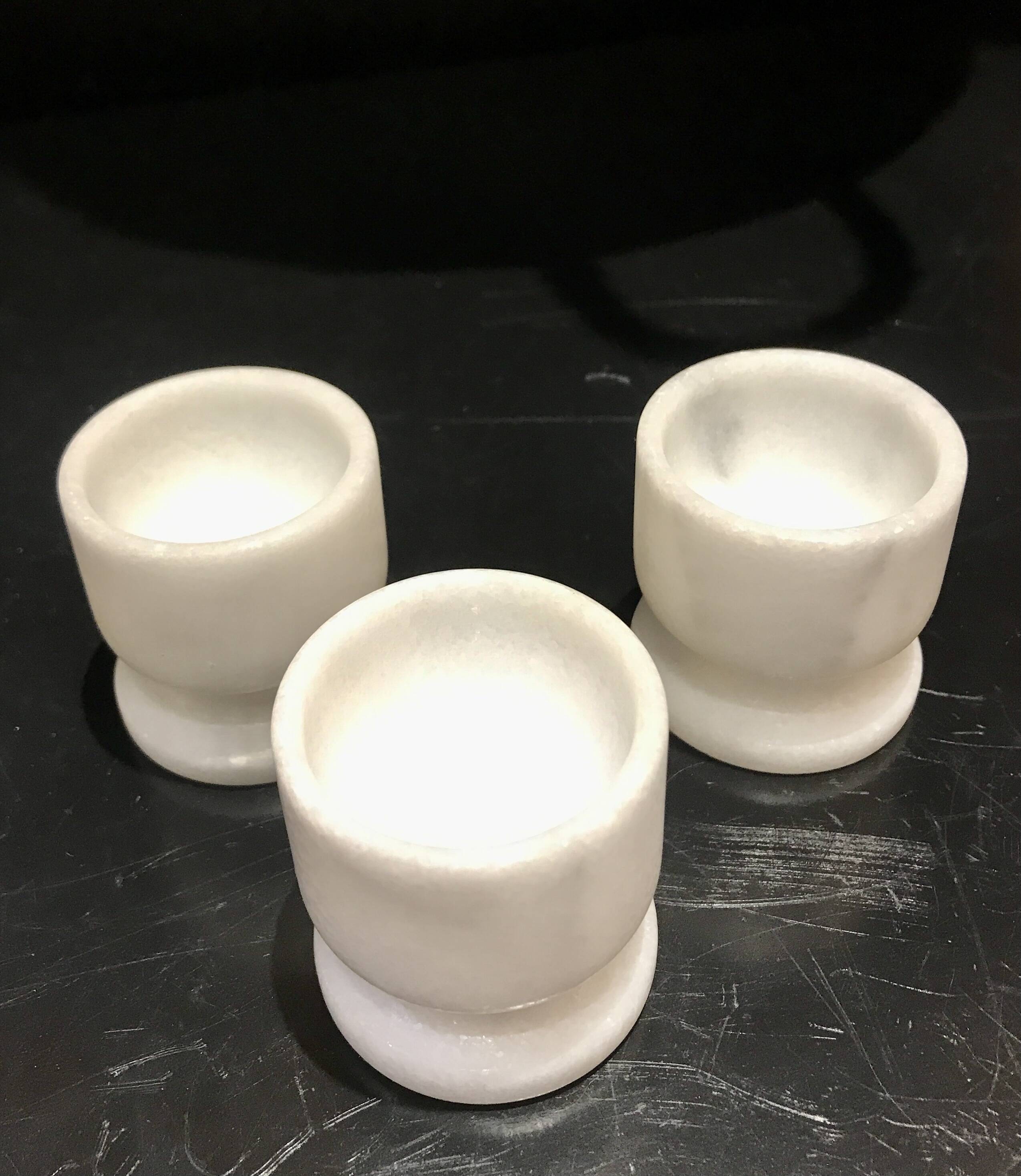 Marble egg cups
