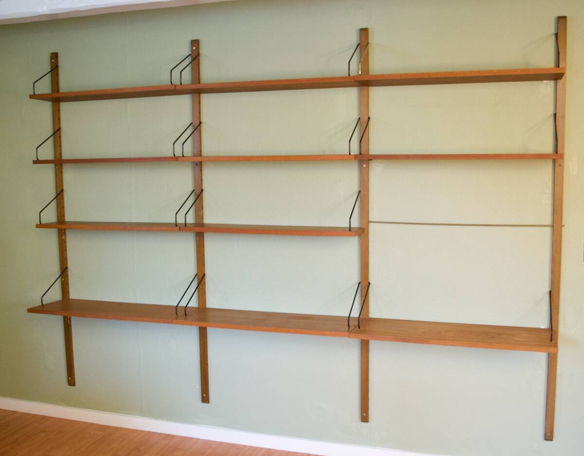 Poul Cadovius Teak 'Royal' Wall System.