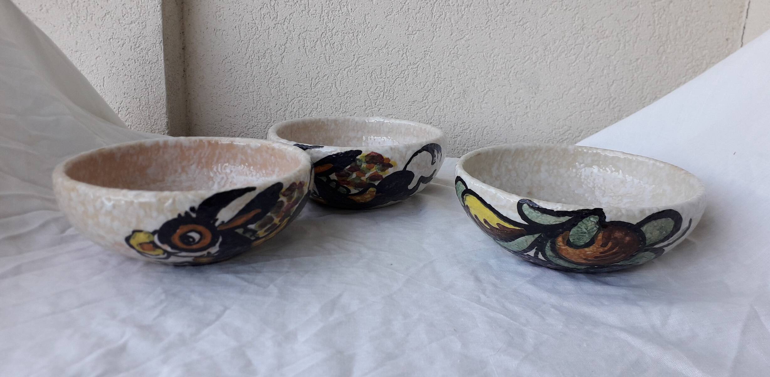 Ceramic bowls