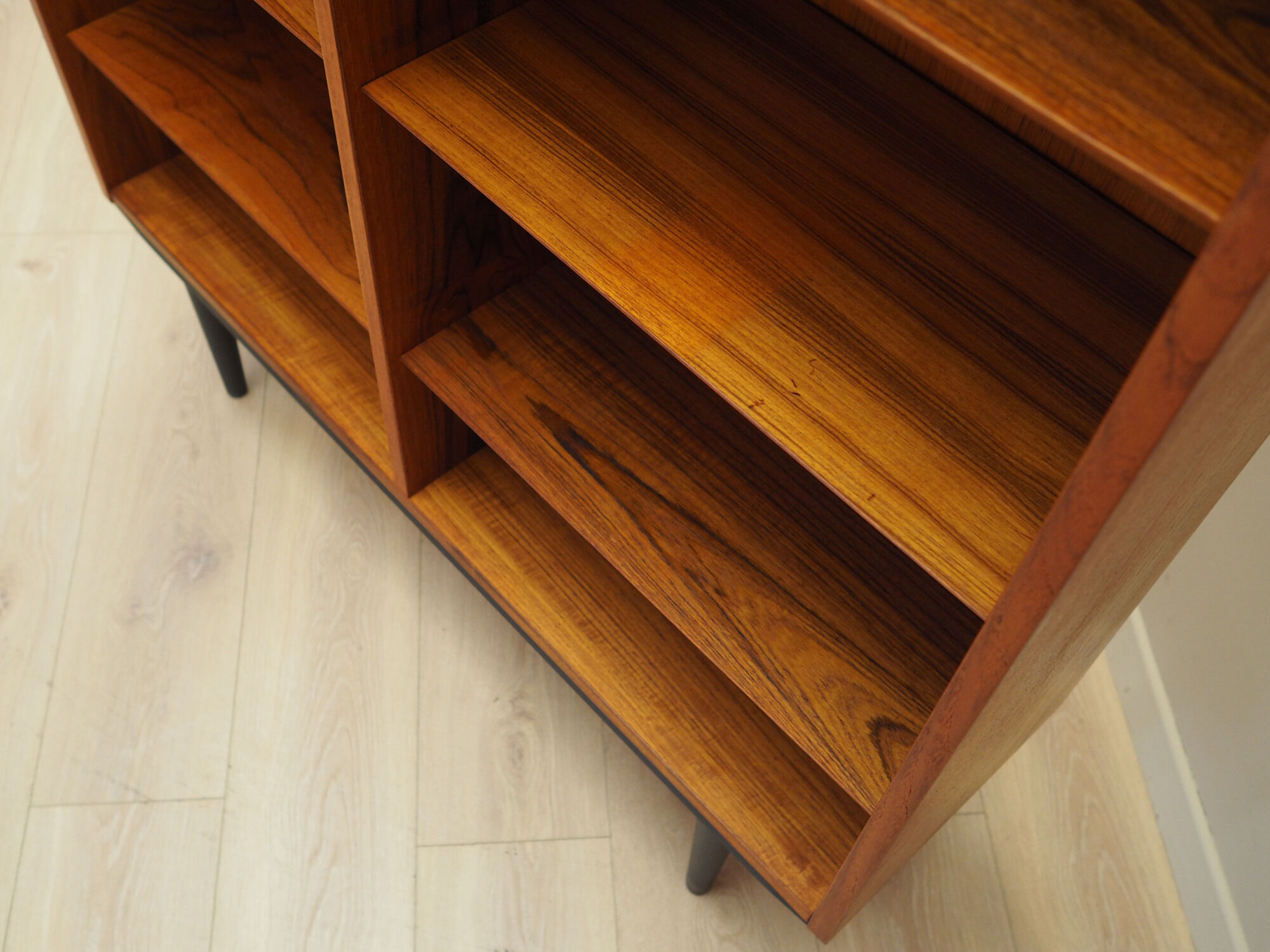 Rosewood bookcase, Danish design, 1970s, production: Hundevad