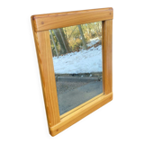 Scandinavian rectangular rounded mirror in pine 40x50cm