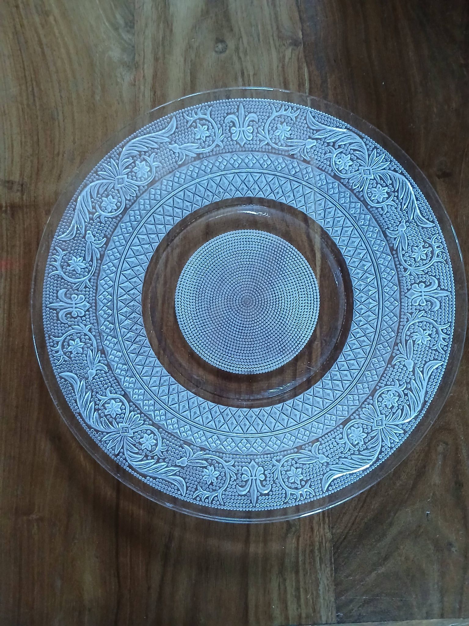15 assiettes plates vintages années 70/80