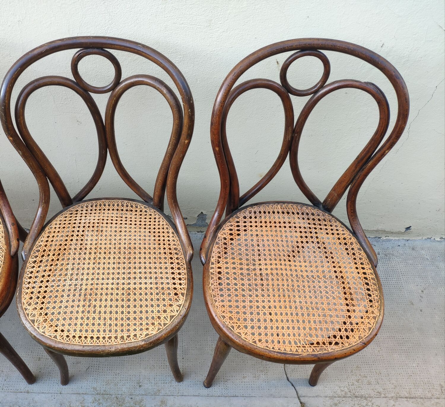 Pair of Thonet chairs nr 19/1 from 1888 ca