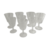 Verres à eau et à vin sur pied