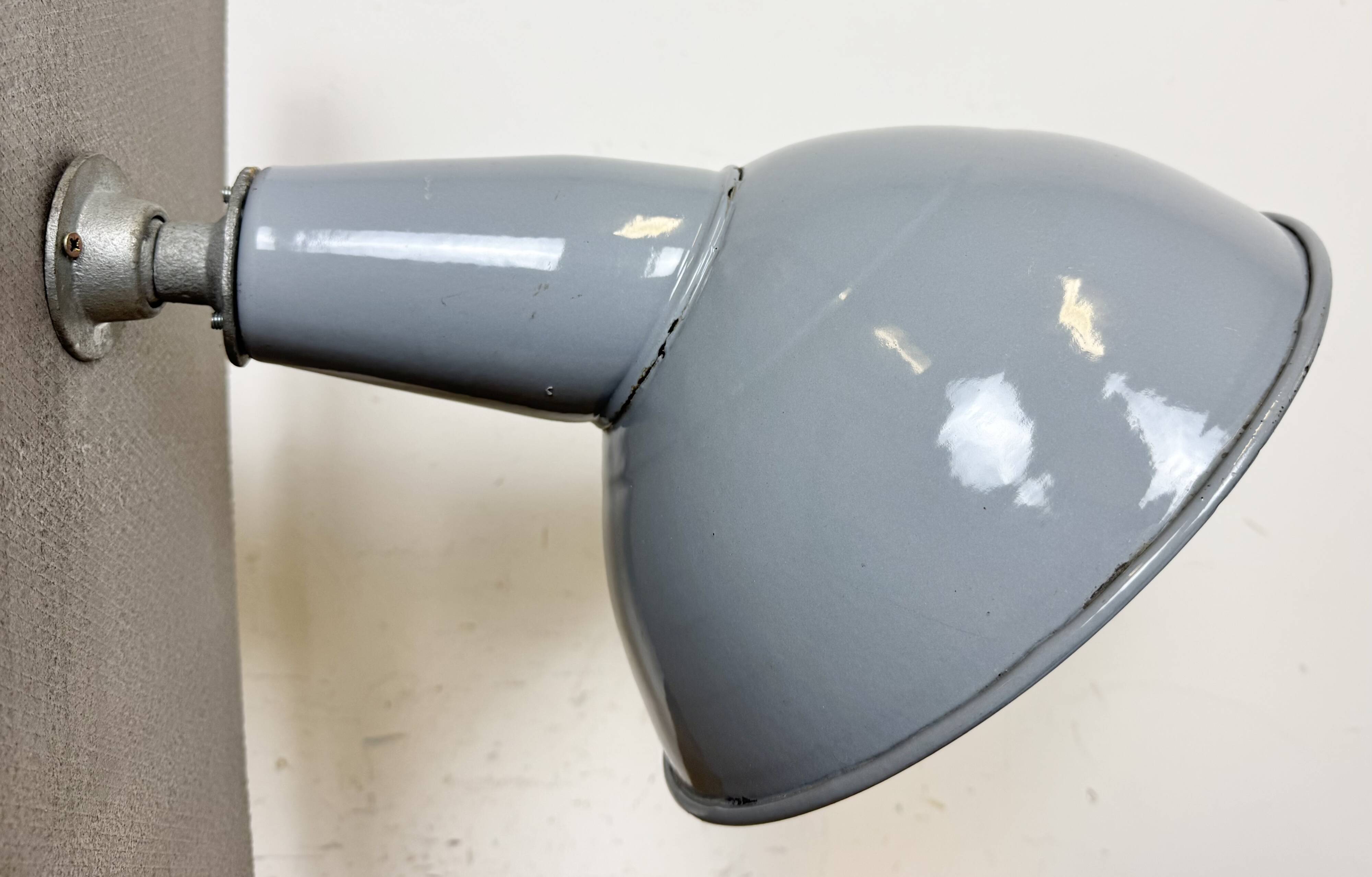 Industrial British Grey Enamel Factory Wall Lamp, 1960s
