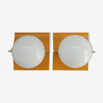 Duo vintage wall lamps