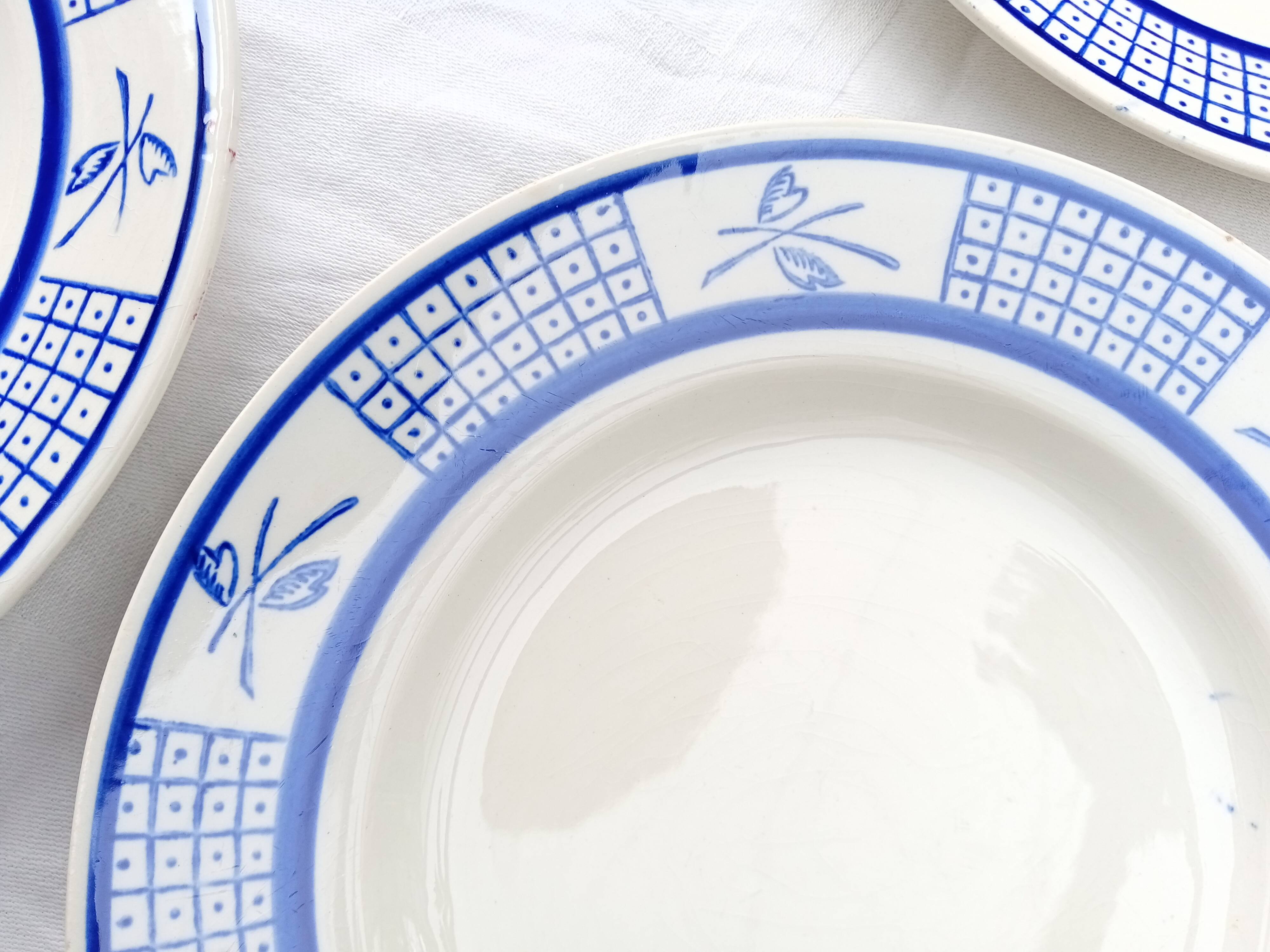 4 assiettes à dessert Gien