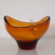 Coupe scandinave en verre forme libre