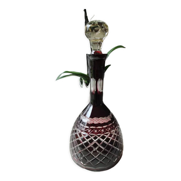 Carafe en cristal de Bohème finement ciselée