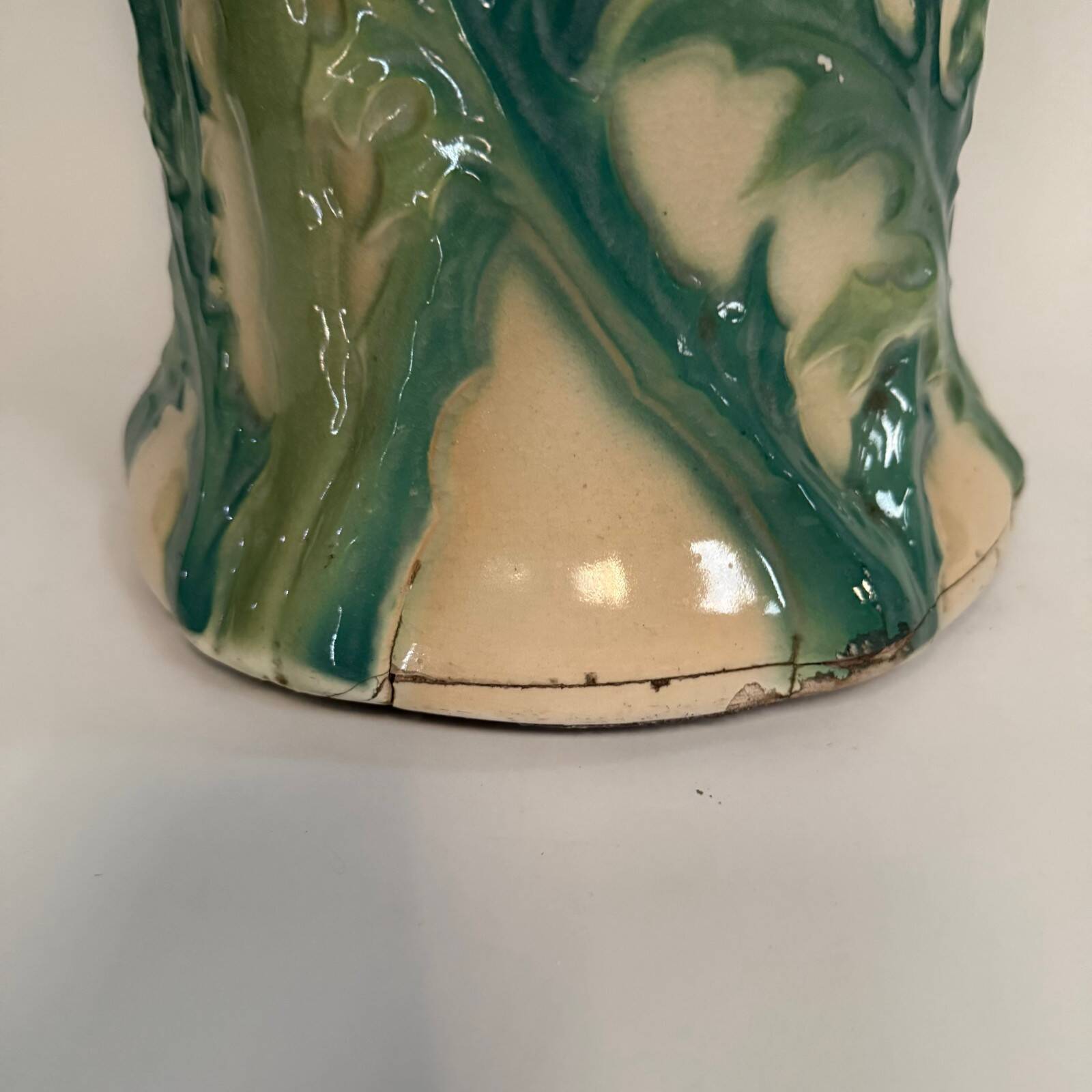 1900 Art Nouveau slip umbrella stand with thistle decoration