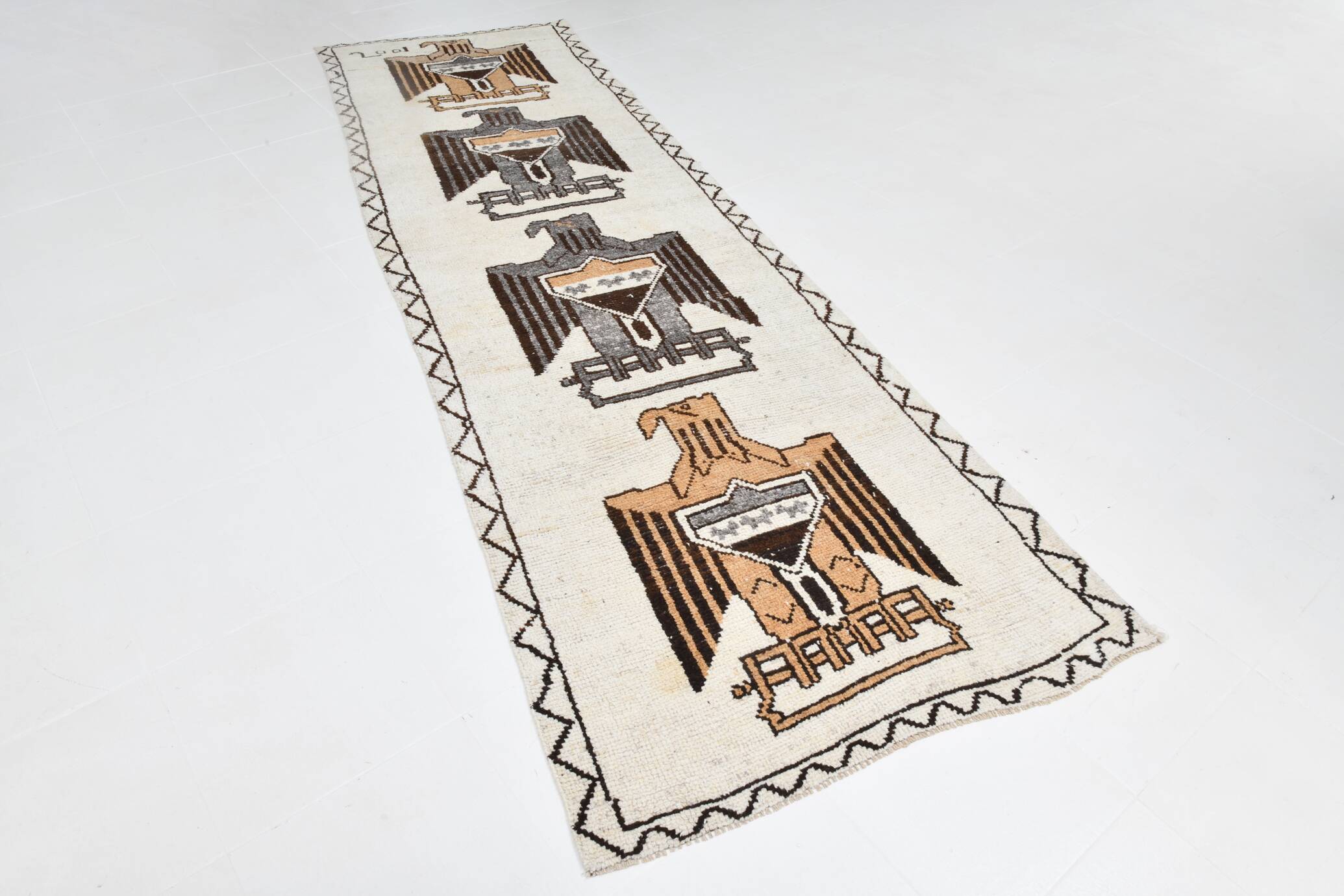 Eagle Pattern Persian Runner Rug, 110x369Cm