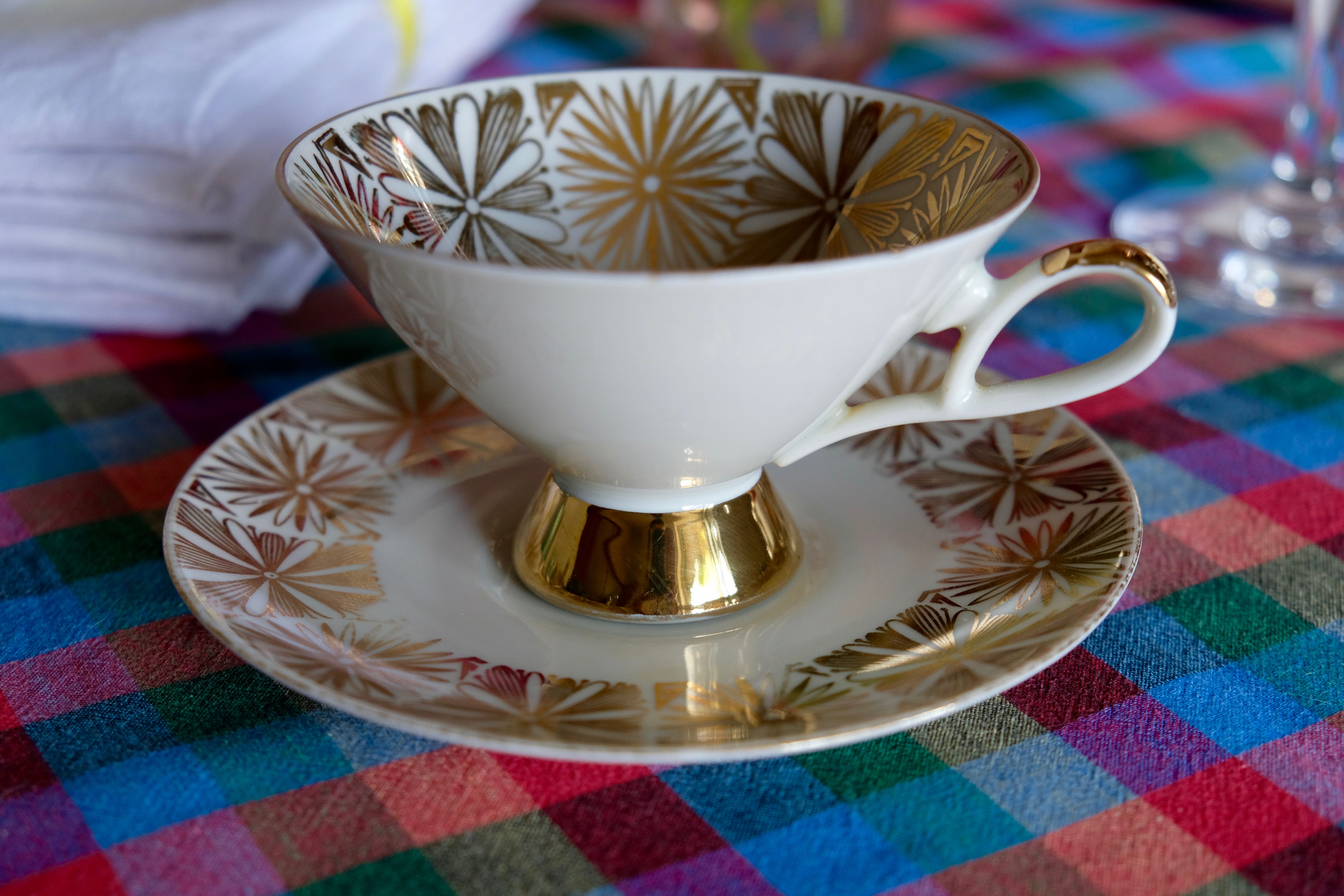 Walking cup tea / coffee porcelain fine Bavarian manufacture Gareis Waldsasse