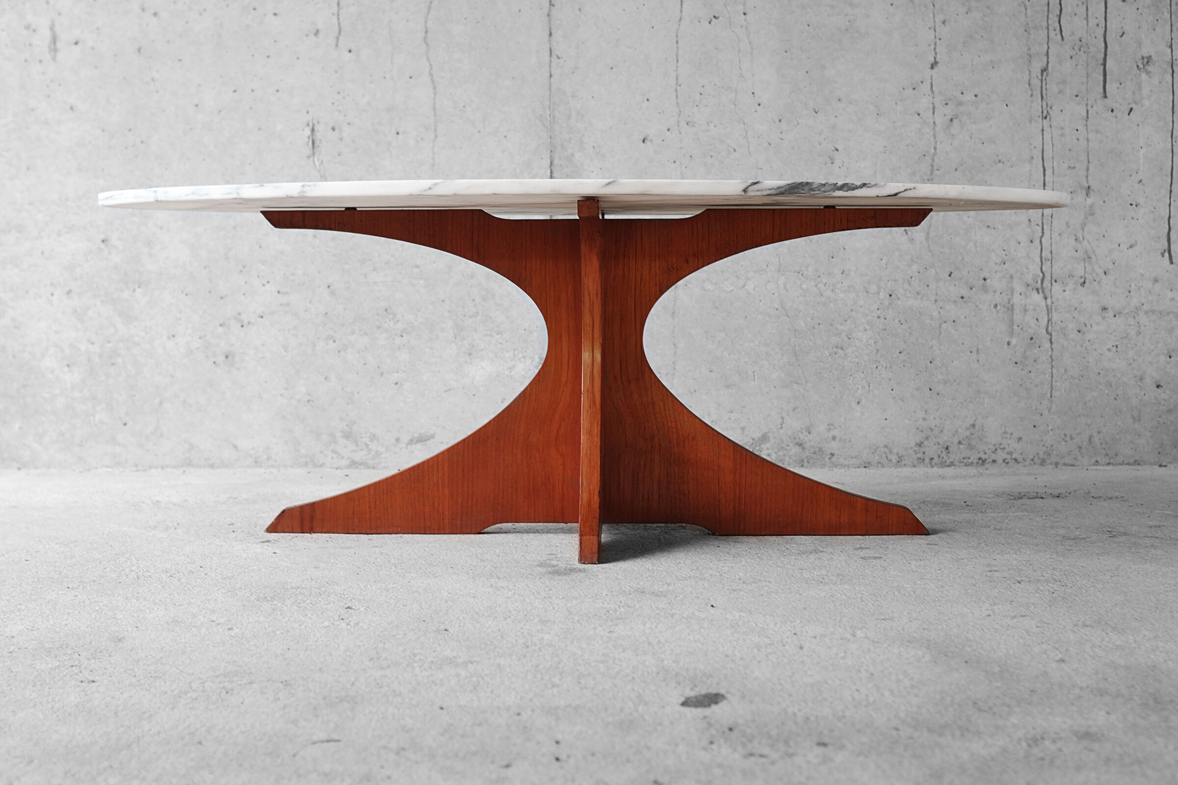 Coffee table wood & marble 60